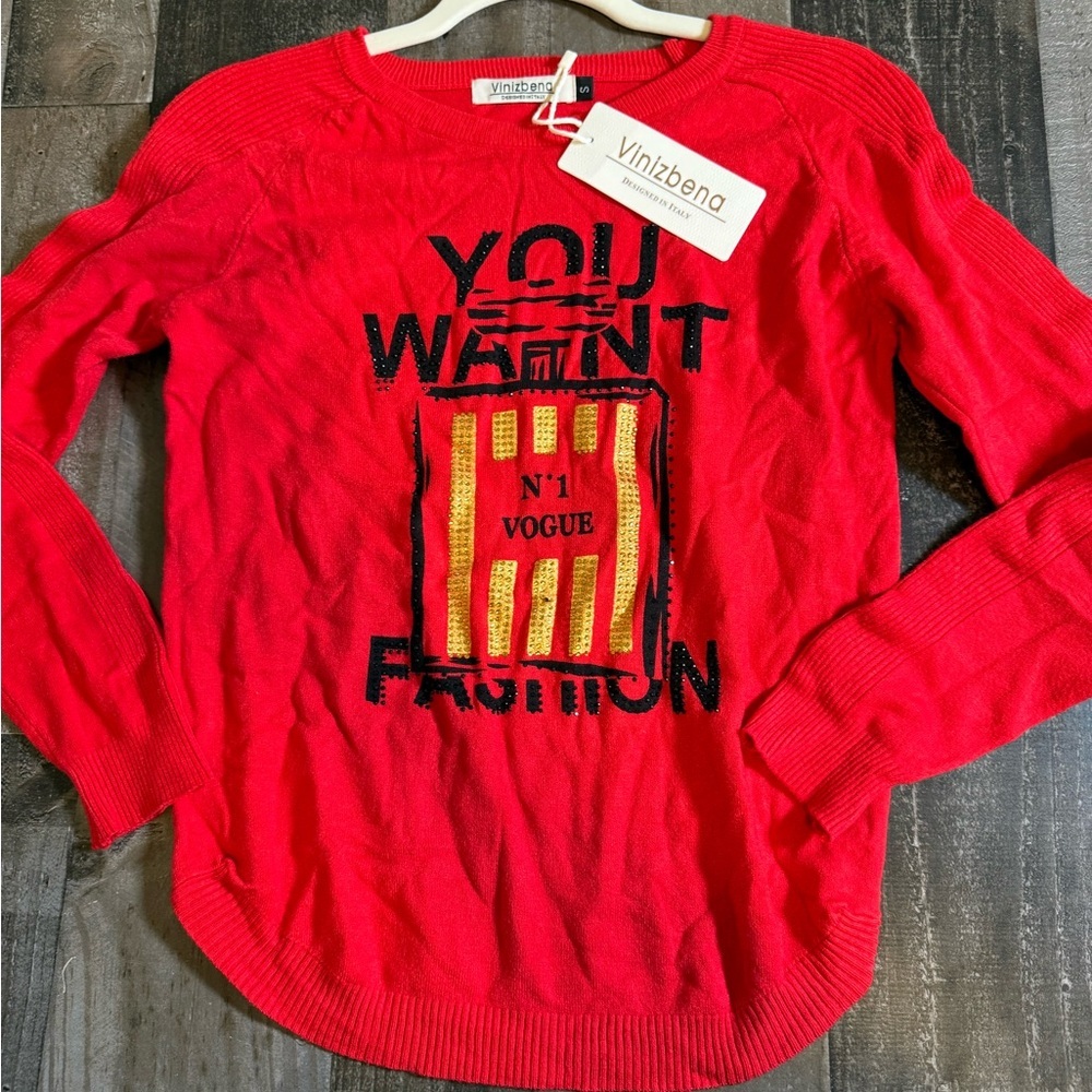 Vinizbena Red Graphic Sweater NWT Small You‎ Want Fashion Vogue Sequin Statement